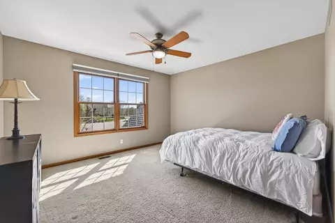 Bedroom - 6608 Erin Rd, Mchenry, IL 60050 photo 4 of 4