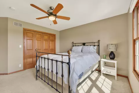 Bedroom - 6608 Erin Rd, Mchenry, IL 60050 photo 2 of 4