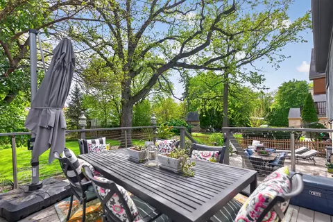 Exterior - 923 Park Ave, River Forest, IL 60305 photo 9 of 17