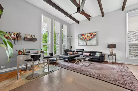 Living - 923 Park Ave, River Forest, IL 60305 photo 1 of 3