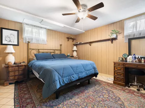 Bedroom - 25 N Worth Ave, Elgin, IL 60123 photo 2 of 2