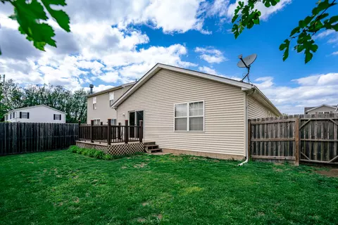 Exterior - 3403 Mcniff Dr, Bloomington, IL 61704 photo 2 of 6