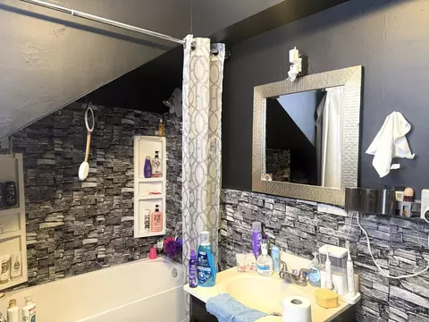 Bath - 511 E Jackson St, Bloomington, IL 61701 photo 2 of 3