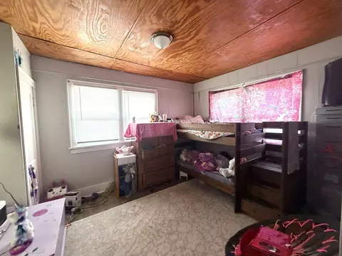 Bedroom - 511 E Jackson St, Bloomington, IL 61701 photo 2 of 5