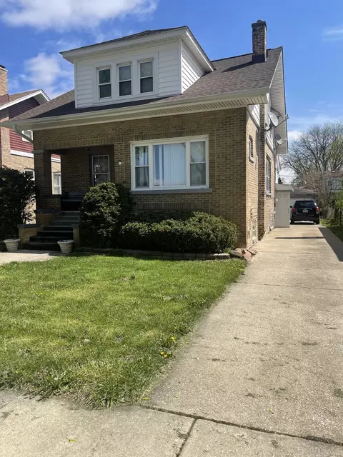 249 Marshall Ave, Bellwood, IL 60104