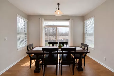 Dining - 1235 Mallard Ln, Hoffman Estates, IL 60192 photo 1 of 2