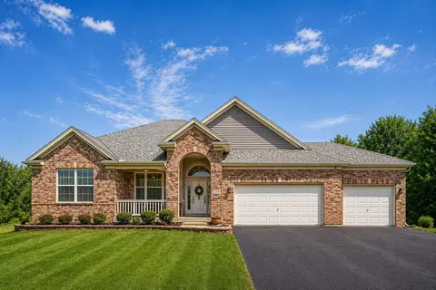 1235 Mallard Ln, Hoffman Estates, IL 60192