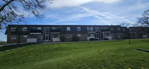 9958 S 84th Ter #206, Palos Hills, IL 60465