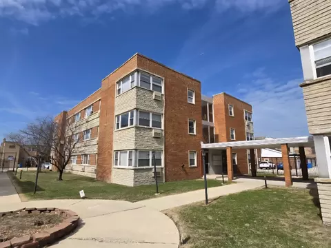 2411 W Balmoral Ave #3D, Chicago, IL 60625