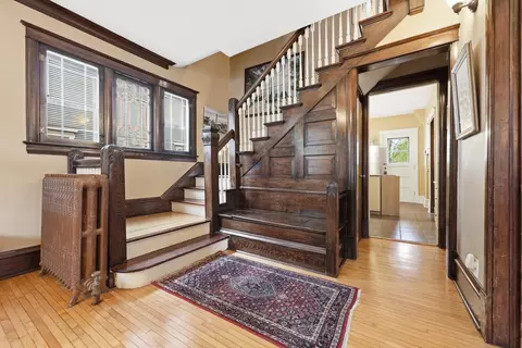 Entry Way - 12 Rugby Pl, Elgin, IL 60120 photo 1 of 3