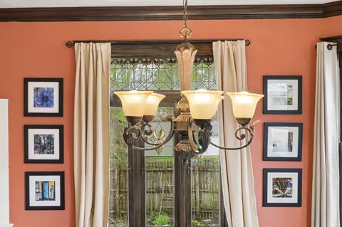 Dining - 12 Rugby Pl, Elgin, IL 60120 photo 2 of 2