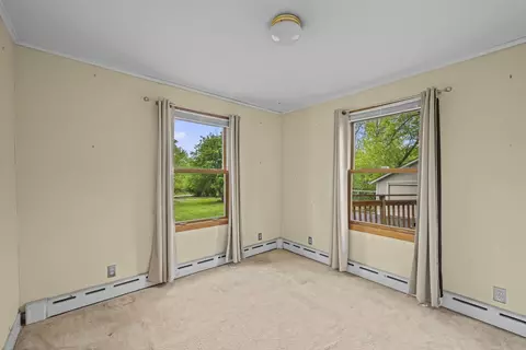 Bedroom - 291 Rustic Dr, Barrington, IL 60010 photo 2 of 3