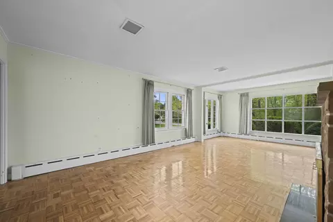 Living - 291 Rustic Dr, Barrington, IL 60010 photo 5 of 5