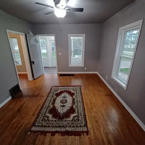 Living - 205 Ross St, Kewanee, IL 61443 photo 1 of 3