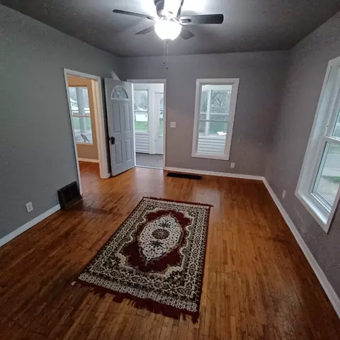 Living - 205 Ross St, Kewanee, IL 61443 photo 2 of 3