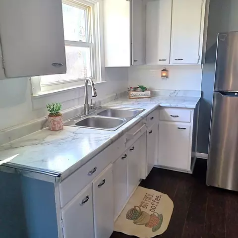 Kitchen - 205 Ross St, Kewanee, IL 61443 photo 2 of 7