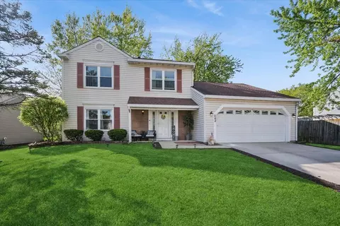 26 Ascot Ln, Streamwood, IL 60107