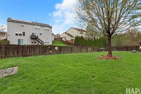 Exterior - 1909 Hemlock Dr, Mchenry, IL 60050 photo 5 of 8