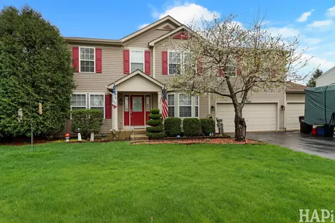 1909 Hemlock Dr, Mchenry, IL 60050