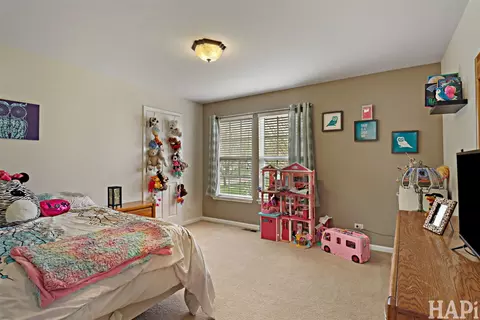 Bedroom - 1909 Hemlock Dr, Mchenry, IL 60050 photo 1 of 2