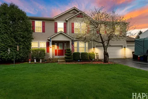 Exterior - 1909 Hemlock Dr, Mchenry, IL 60050 photo 8 of 8
