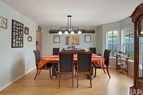 Dining - 1909 Hemlock Dr, Mchenry, IL 60050 photo 1 of 2