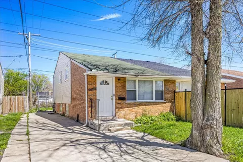 13313 S Eberhart Ave, Chicago, IL 60827