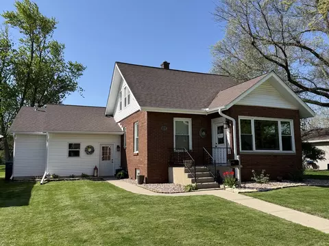 321 W South St, Dwight, IL 60420