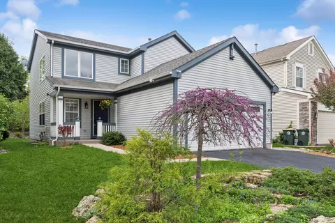 955 Blackburn Dr, Grayslake, IL 60030