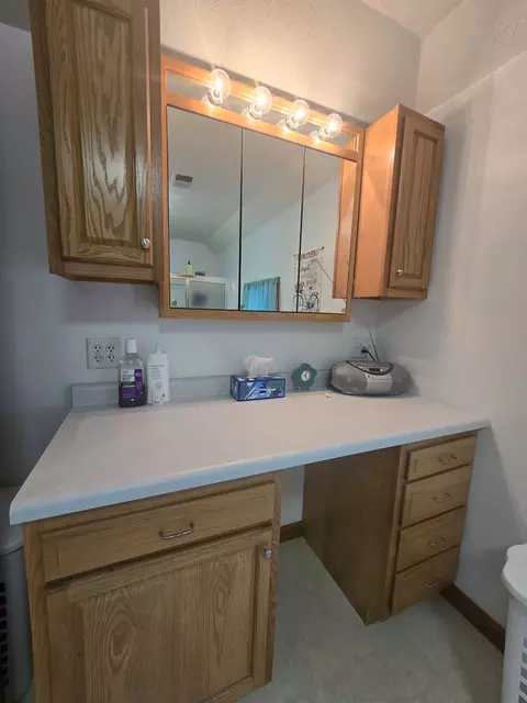 Bath - 610 E Main St, Ashkum, IL 60911 photo 6 of 6