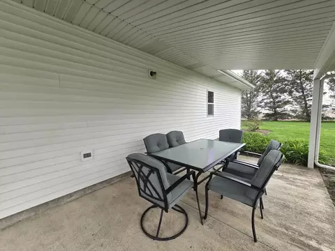 Exterior - 610 E Main St, Ashkum, IL 60911 photo 6 of 20