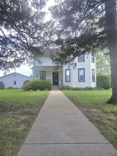 Exterior - 610 E Main St, Ashkum, IL 60911 photo 7 of 20