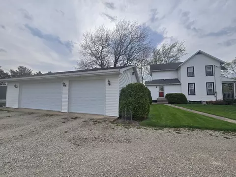 Other - 610 E Main St, Ashkum, IL 60911 photo 1 of 7