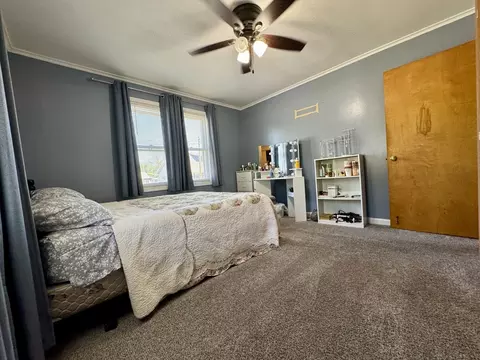 Bedroom - 212 Mitchell St, Benton, IL 62812 photo 6 of 7