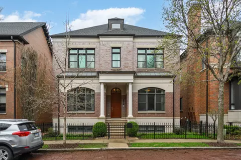 2664 N Hartland Ct, Chicago, IL 60614