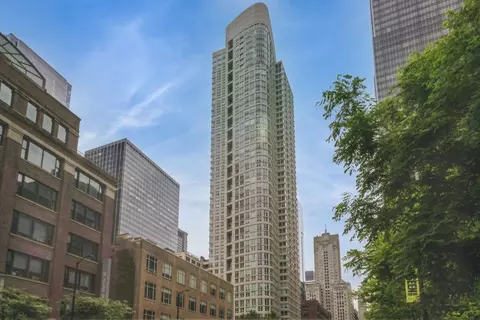 345 N La Salle Dr #4603, Chicago, IL 60654