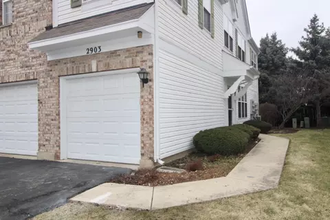 2903 Stonewater Dr #2903, Naperville, IL 60564