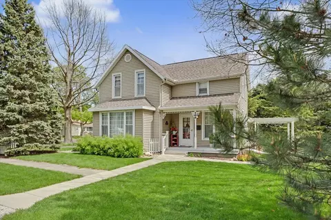 102 S Wood St, Gibson City, IL 60936