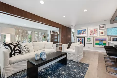 Living - 312 Barton Ave, Evanston, IL 60202 photo 3 of 7