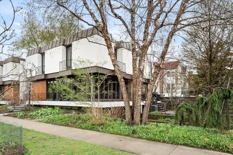 Exterior - 312 Barton Ave, Evanston, IL 60202 photo 3 of 3