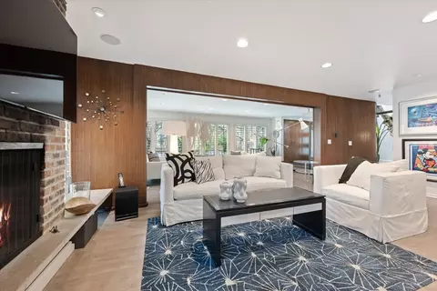 Living - 312 Barton Ave, Evanston, IL 60202 photo 4 of 7