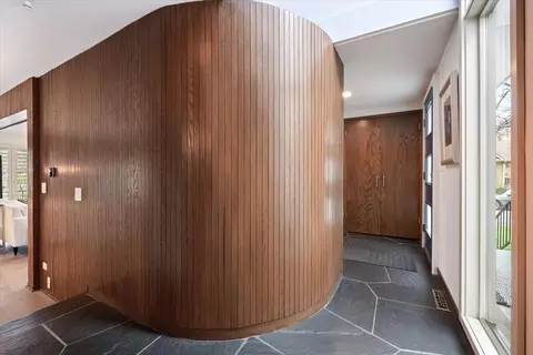 Entry Way - 312 Barton Ave, Evanston, IL 60202 photo 1 of 4