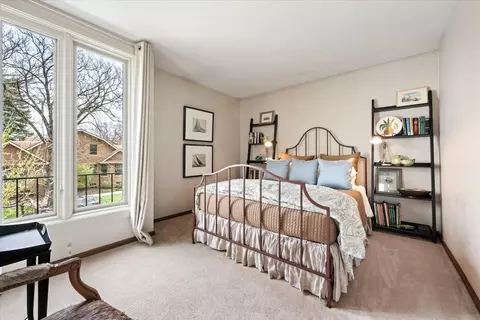 Bedroom - 312 Barton Ave, Evanston, IL 60202 photo 2 of 2