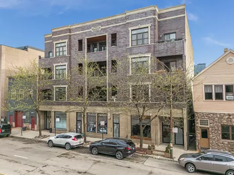1359 W Grand Ave #2, Chicago, IL 60642
