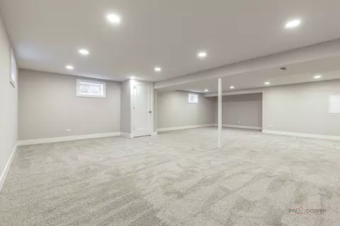 Other - 1114 Hewitt Dr, Des Plaines, IL 60016 photo 5 of 8