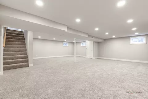 Other - 1114 Hewitt Dr, Des Plaines, IL 60016 photo 4 of 8