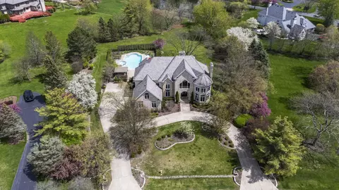 5892 Partridge Ln, Long Grove, IL 60047