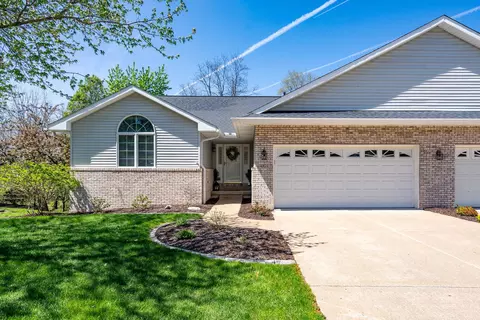 461 43rd Avenue Ct #6, East Moline, IL 61244