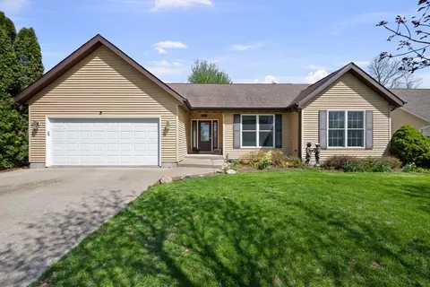 318 Sycamore St, Wilton, IA 52778