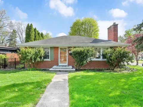 405 Greenfield Ave, Glen Ellyn, IL 60137